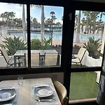 La Casita Blanca